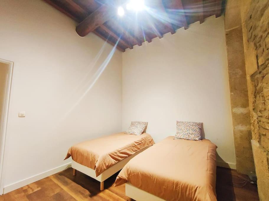 Apartamento L'Arcadia 4 Lits Climatise Jeu D'Arcade Centre Historique Nimes Exterior foto