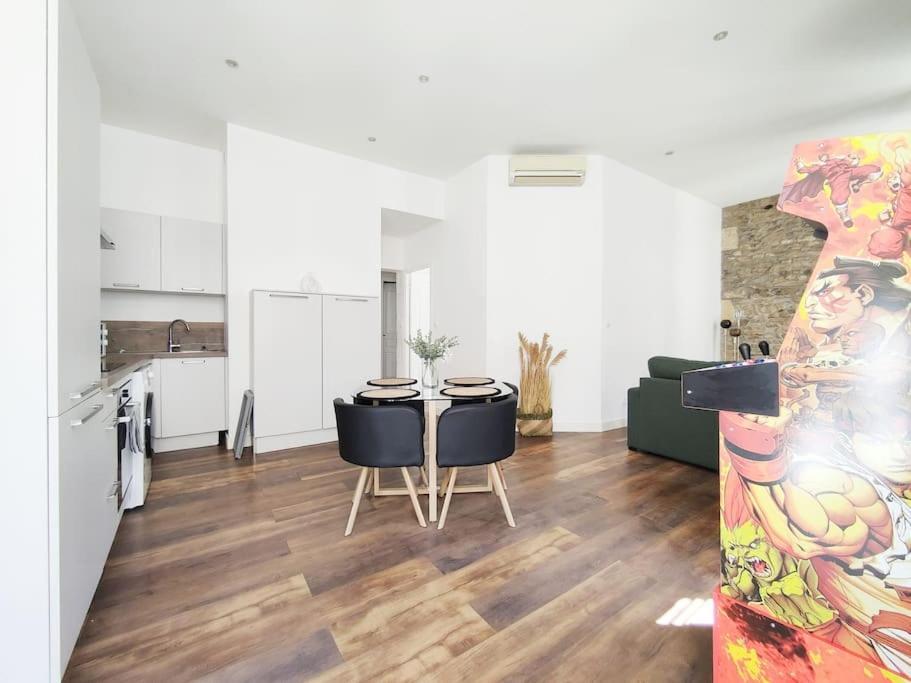 Apartamento L'Arcadia 4 Lits Climatise Jeu D'Arcade Centre Historique Nimes Exterior foto